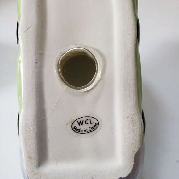 WLC Salt & Pepper Shakers - Picture 10 of 10